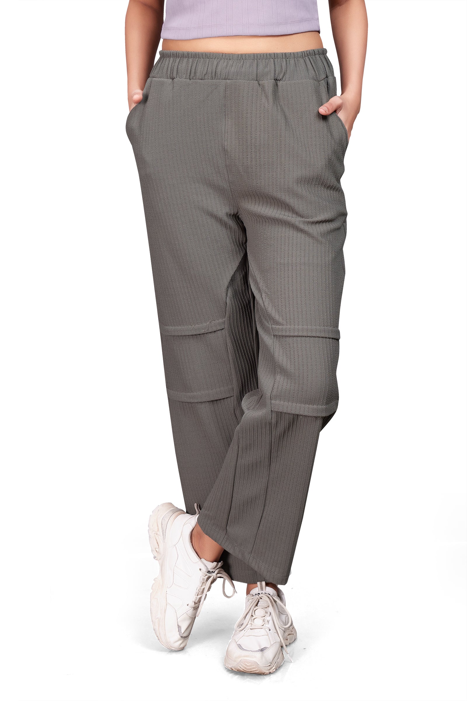 TEXTURED WOMEN RELAXED FIT PANT