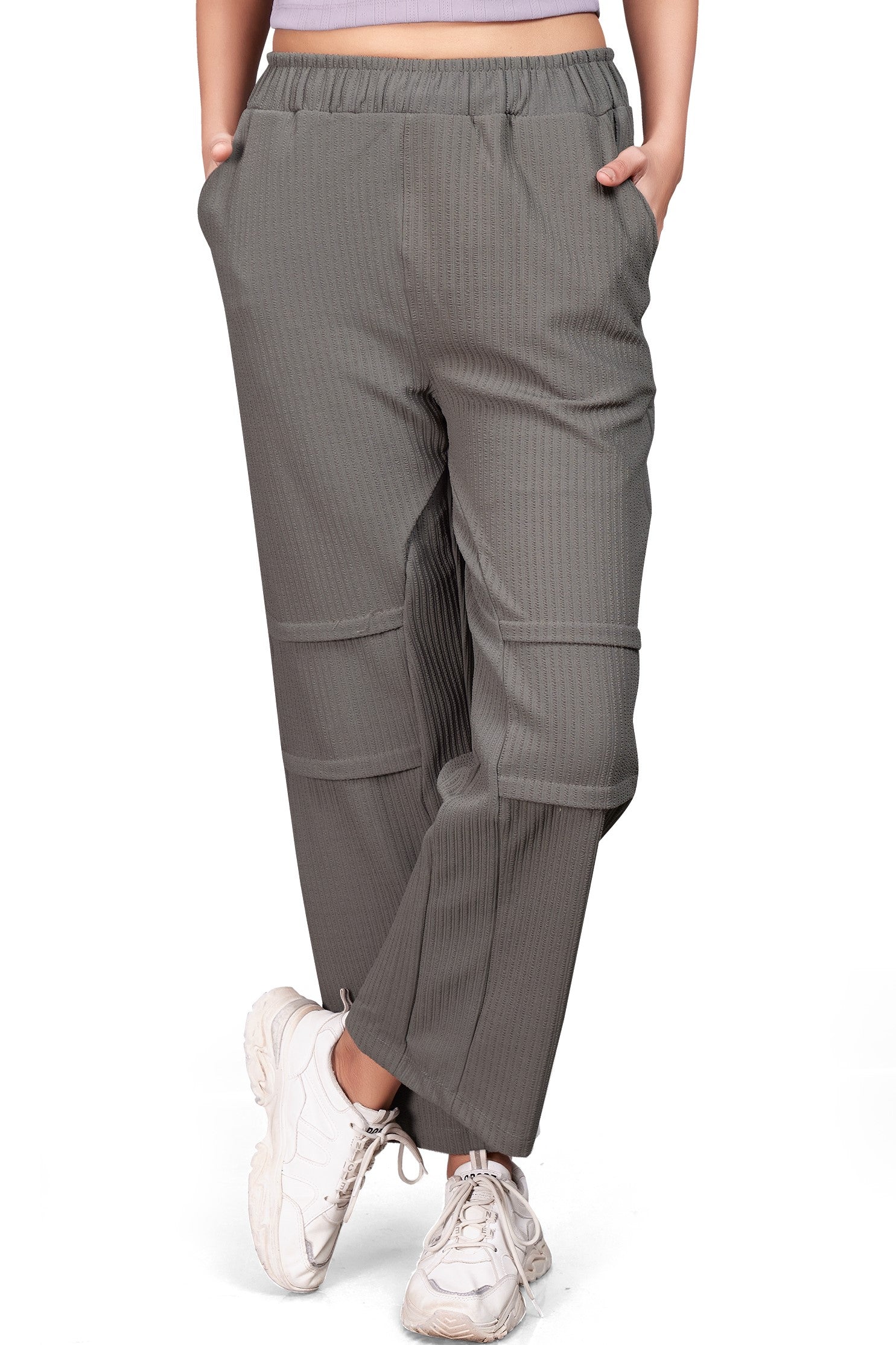 TEXTURED WOMEN RELAXED FIT PANT