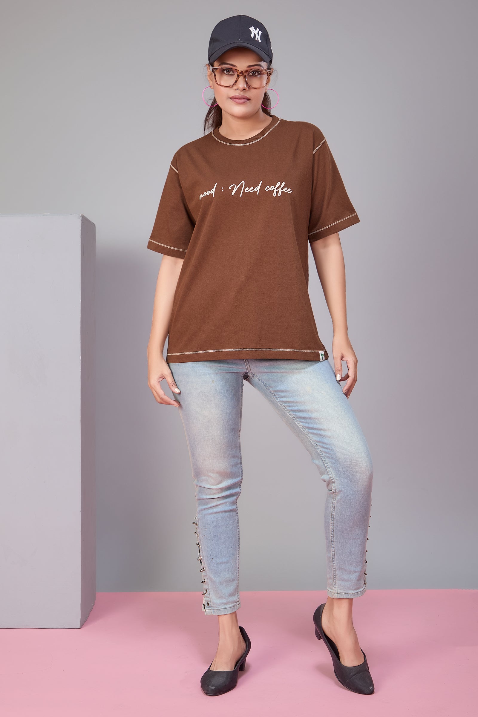 WOMENS TYPOGRAPHY OVERSIZED T-SHIRT